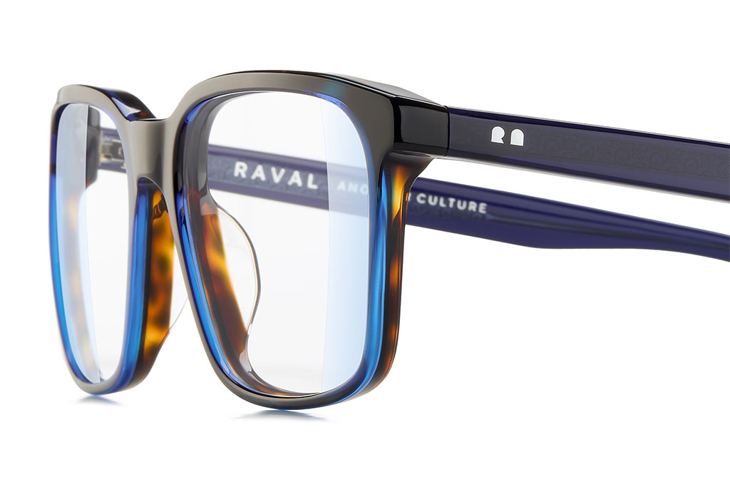 Fotografia de gafas de vista para la marca Raval eyewear